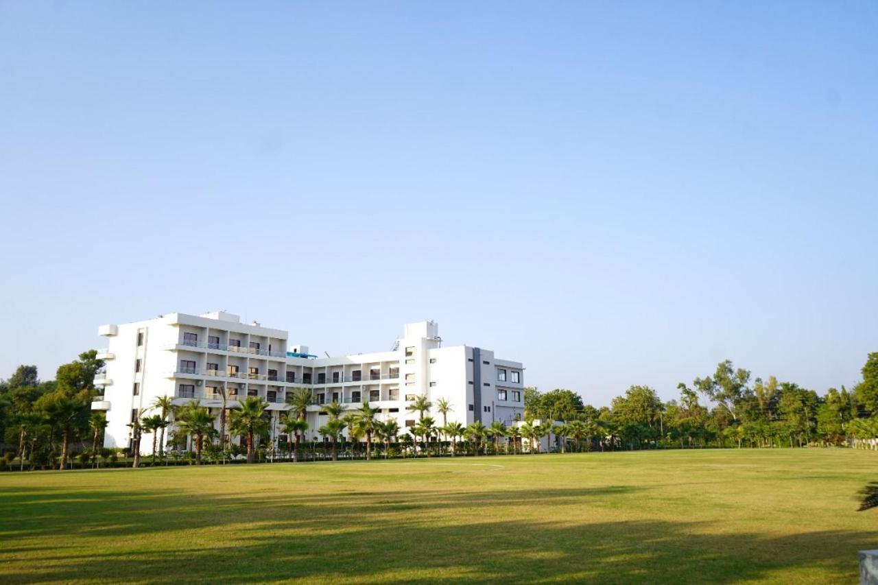 Pride Resort & Convention Center Ranakpur Near Ranakpur Dam Sādri Exterior foto